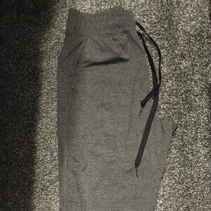 Size Small Pink Active Gray pants with pockets